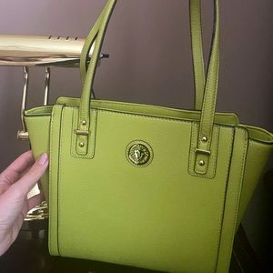 Anne Klein lime handbag